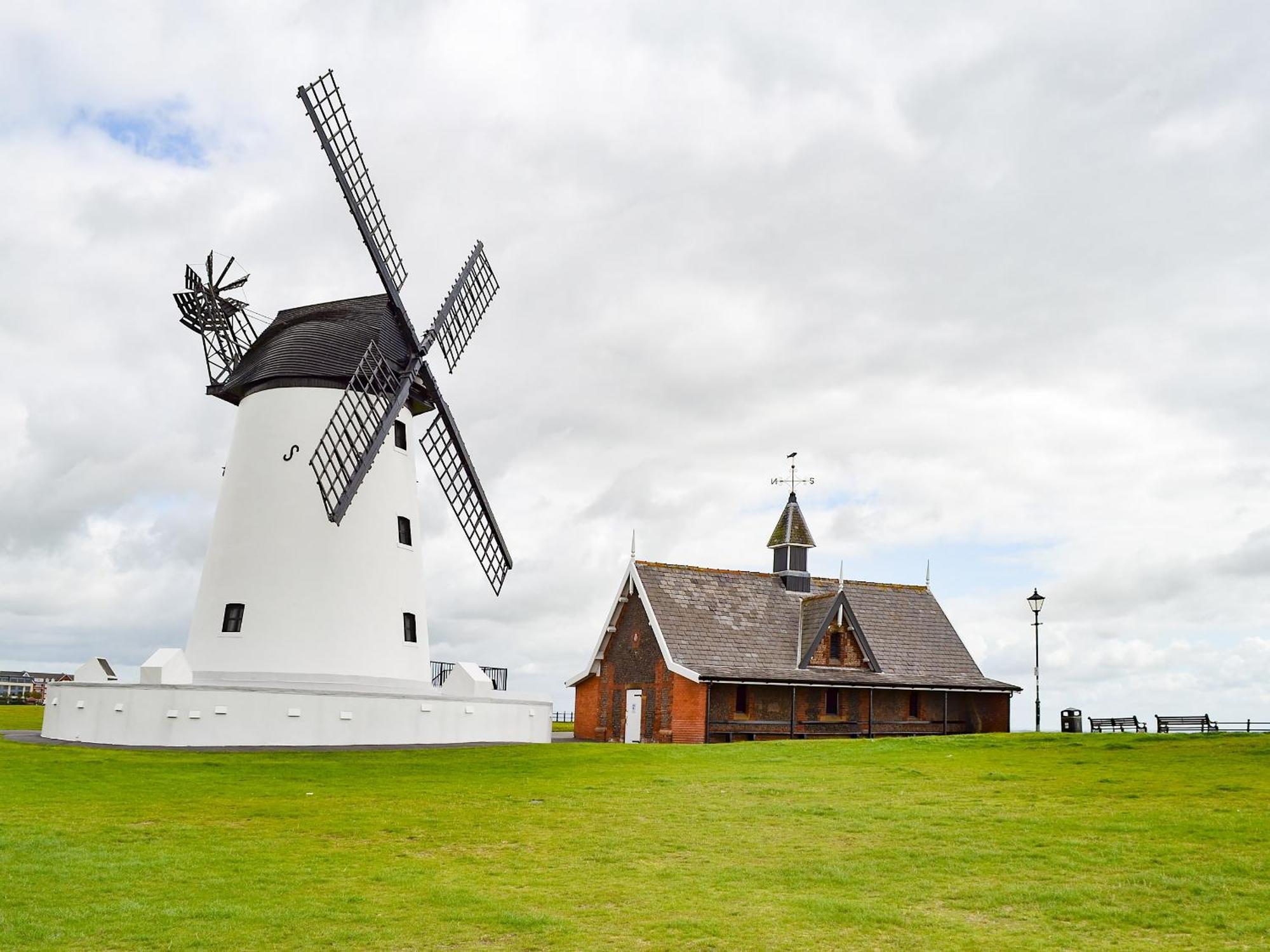 Commonside Cottage Lytham St Annes Exterior photo